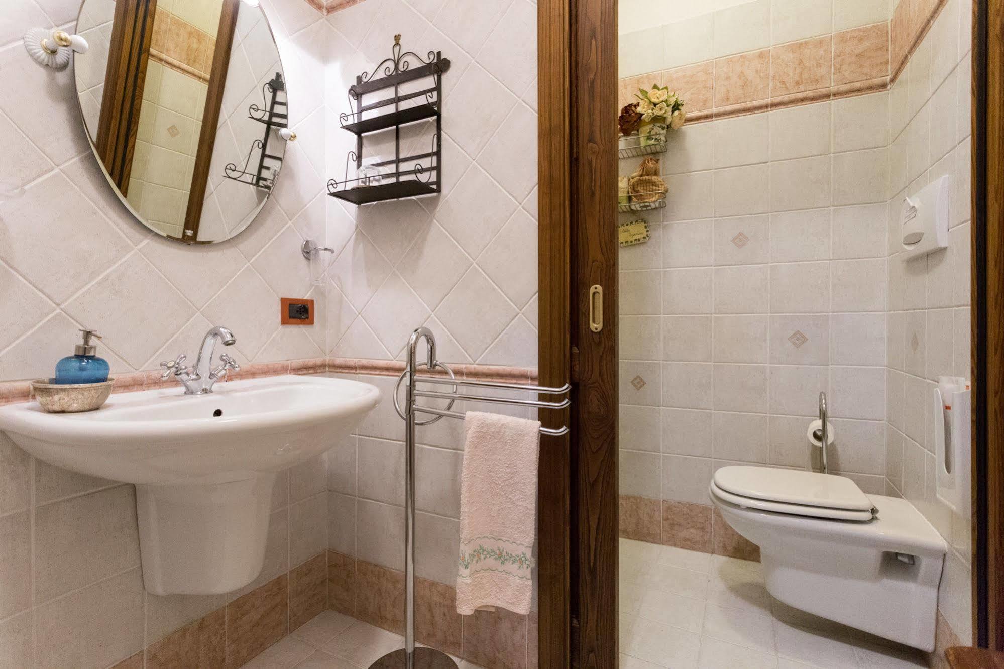 B&B New Day Assis Exterior foto